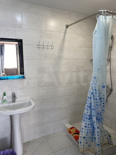 Коттедж 300 м² на участке 4 сот.