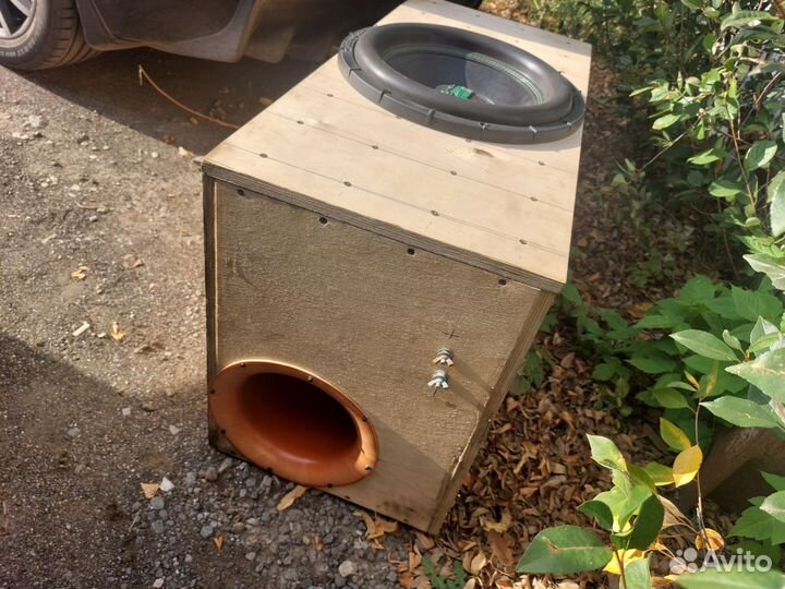 Сабвуфер Db-sa275d2