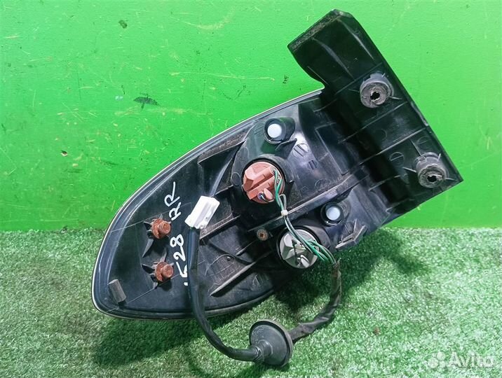 Фонарь задний наружный правый Subaru Tribeca WX 2