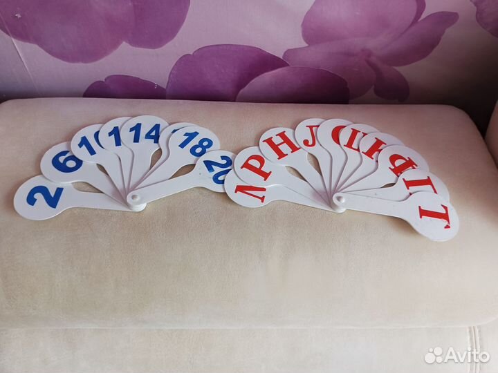 Много развивающих игрушек для малышей