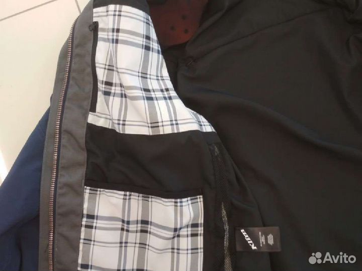 Мото куртка с защитой