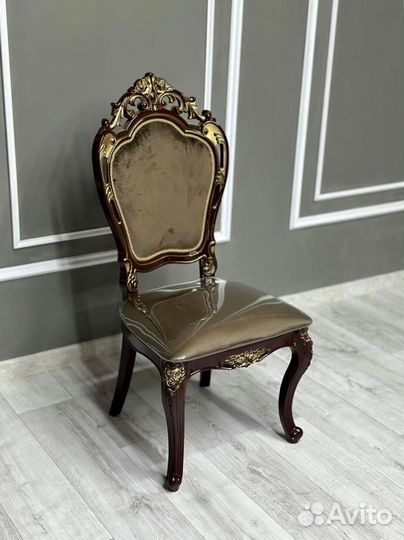 Кухонный стол,стулья / оплата при получении