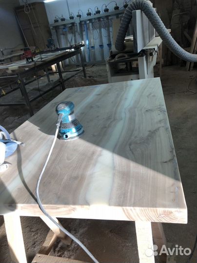 Стол река. Каминная балка или барная стойка