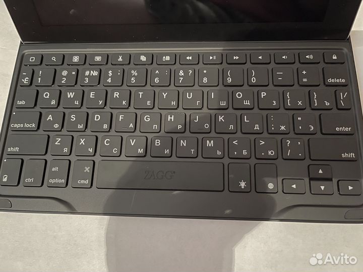 Чехол-клавиатура zaggkeys PROfolio+ для iPad