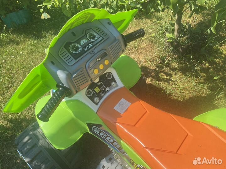 Детский квадроцикл на аккумуляторе