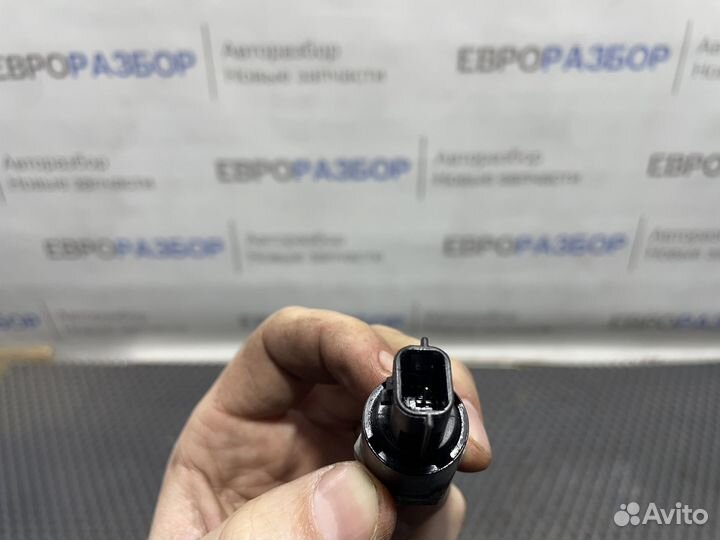 Датчик давления масла Nissan Almera (G15) 2013-2018