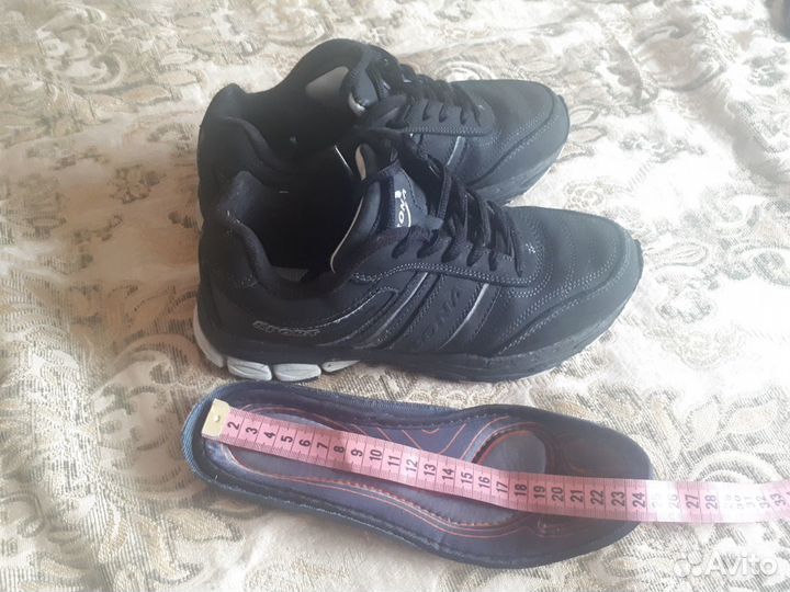 Кроссовки Bona