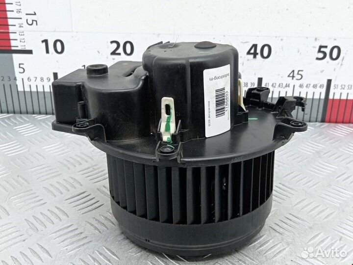 Моторчик печки для mercedes-benz C-Class (W203)