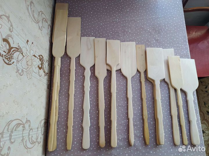 Лопатка деревянная с длинной ручкой