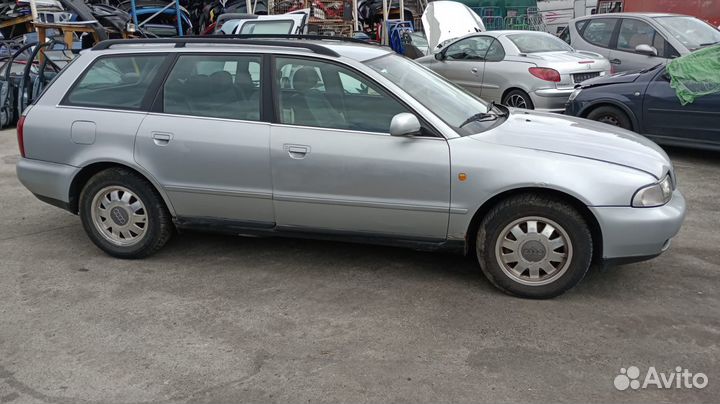 Разборка audi а4 в5 2.4 АКПП 98 авант