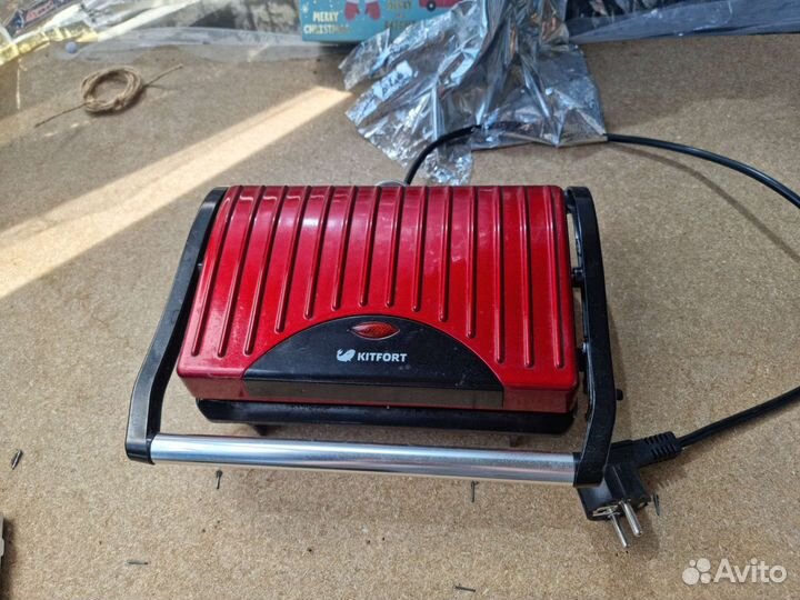 Бутербродница kitfort