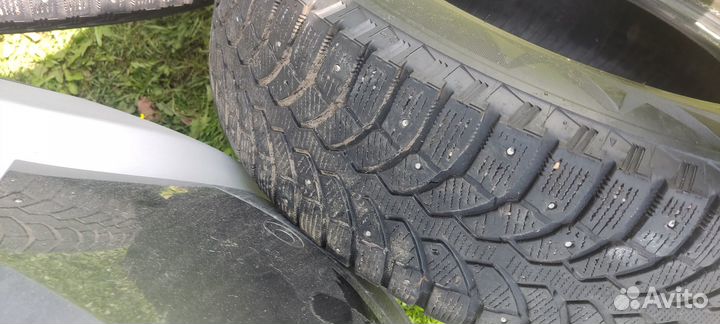 Bridgestone Blizzak DM-V1 215/65 R16 100B