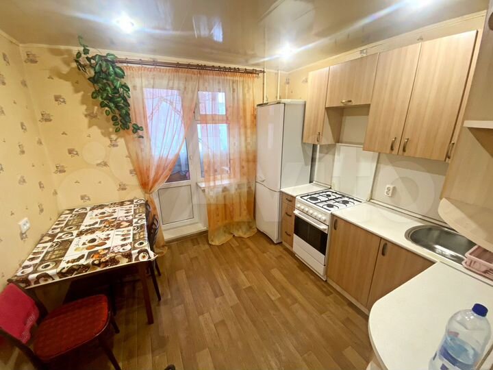 2-к. квартира, 50 м², 4/5 эт.