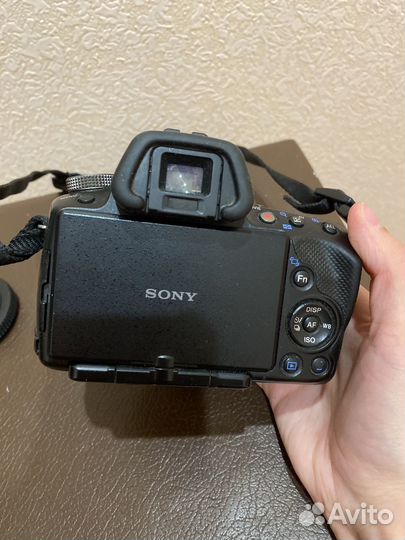 Цифровой фотоаппарат Sony SLT-A33