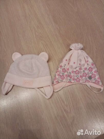 Шапка весна-осень на девочку