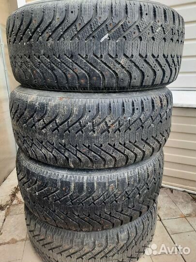 Goodyear UltraGrip 500 255/55 R18