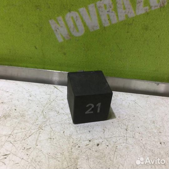 Реле поворотов Фольксваген Гольф 2 Джетта 2