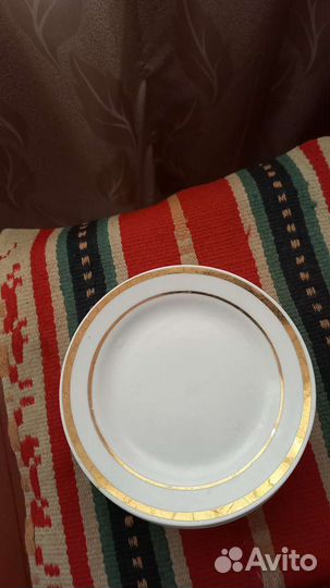 Тарелка для кухни, есть суповые
