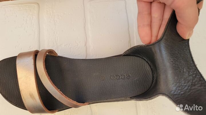 Босоножки для девочки ecco