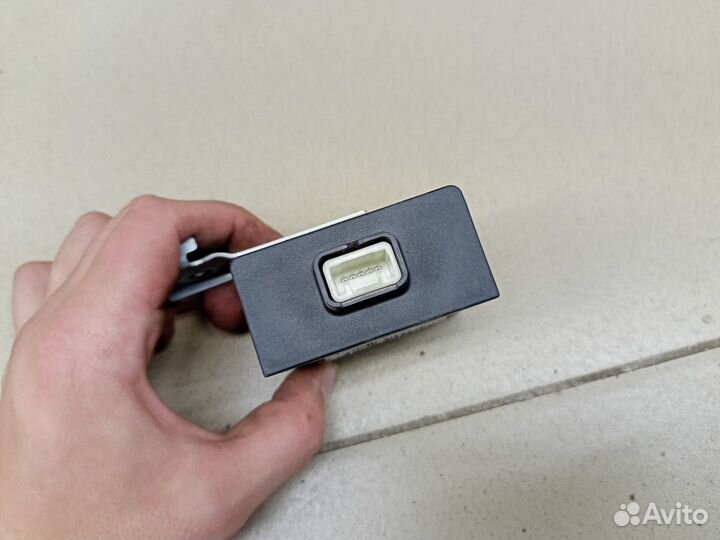 Блок комфорта Yaris 2005-2011