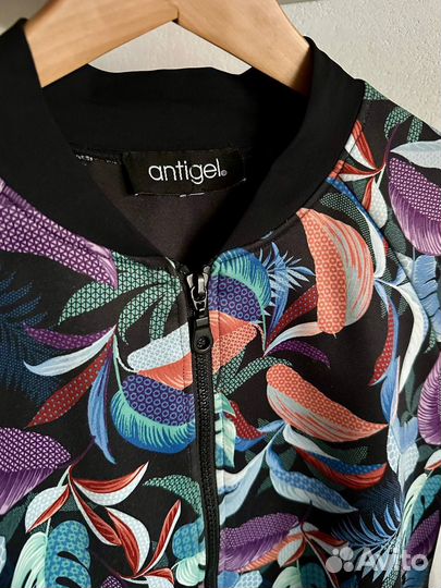 Вещи женские 42 - 46