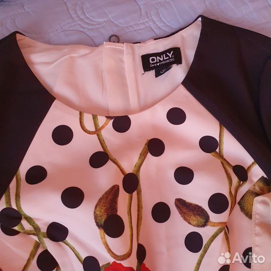 Платья пакетом 40