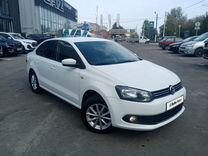 Volkswagen Polo 1.6 MT, 2015, 154 000 км, с пробегом, цена 832 000 руб.