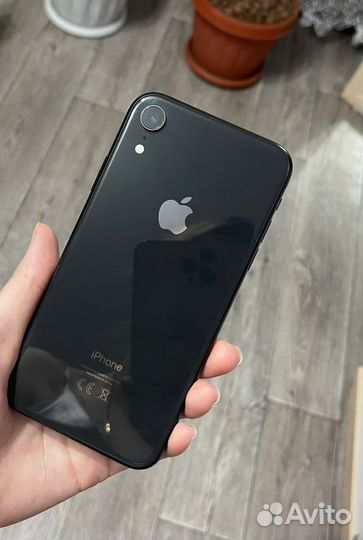 iPhone Xr, 64 ГБ