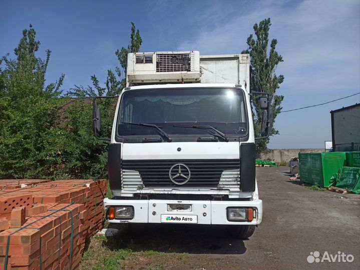 Изотермический фургон Mercedes-Benz 814, 1991