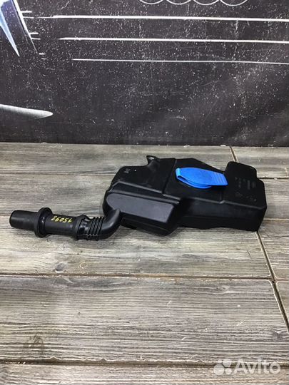 Бачок омывателя Audi A6 C7