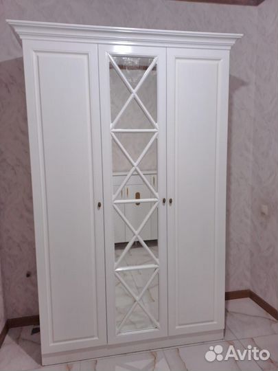 Шкаф Бянка Белый