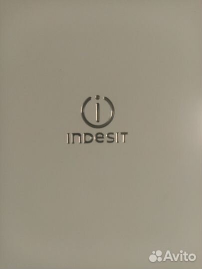 Холодильник бу Indesit