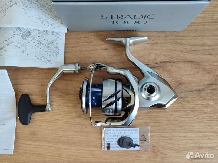 Катушка Shimano Stradic 23 4000