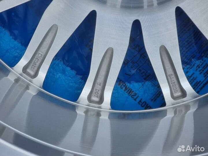 Новый ориг.диски R22 Cadillac Escalade 5G 23376238