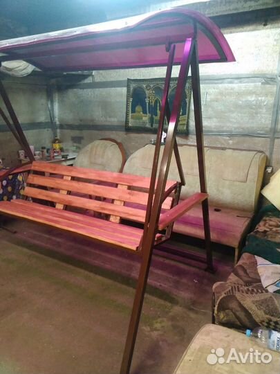 Садовые качели новые