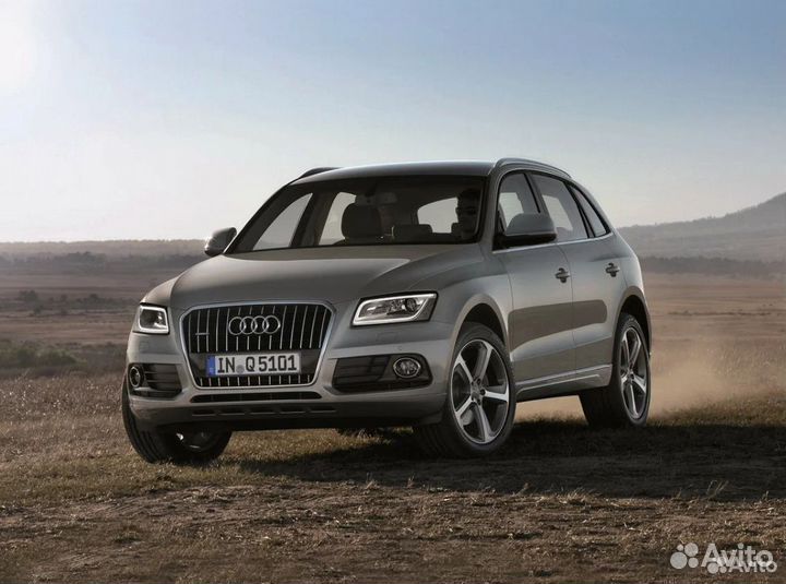 Стекло фары Audi Q5 8R 2012 - 2017