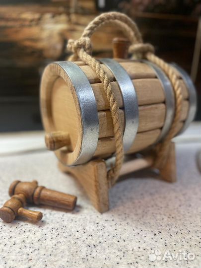 Деревянная бочка дубовая 1литр