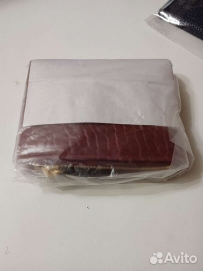 Кошелёк бумажник картхолдер, картодержатель новый