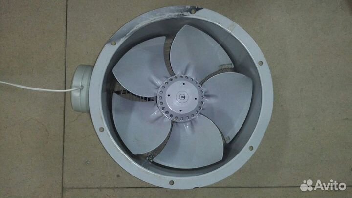 Вентилятор вытяжной осевой