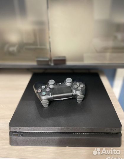 Sony PS4 slim 1tb