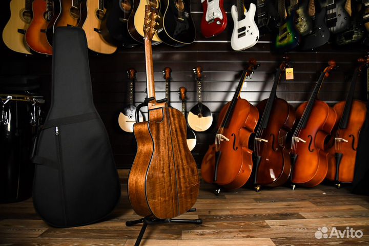 Электроакустическая гитара Cort + Аксессуары