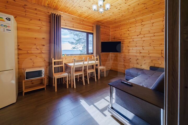 Дом 42 м² на участке 2 га