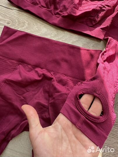 Костюм для йоги и фитнеса