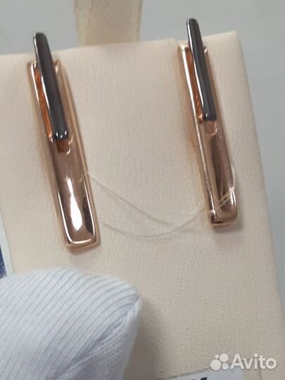 Золотые серьги