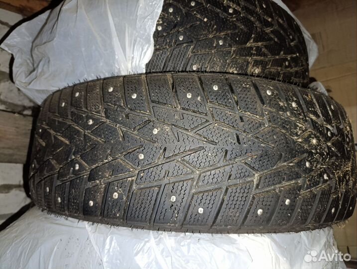 DoubleStar DW01 235/60 R18 103Q