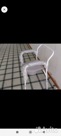 Санитарный стул для инвалидов