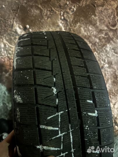 Bridgestone Blizzak Revo GZ 225/50 R17