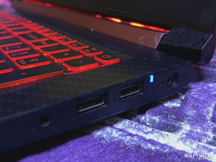 Ноутбук для игр Acer Ryzen 5