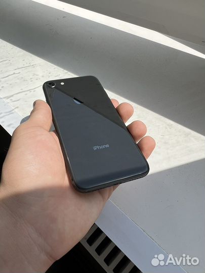 iPhone 8