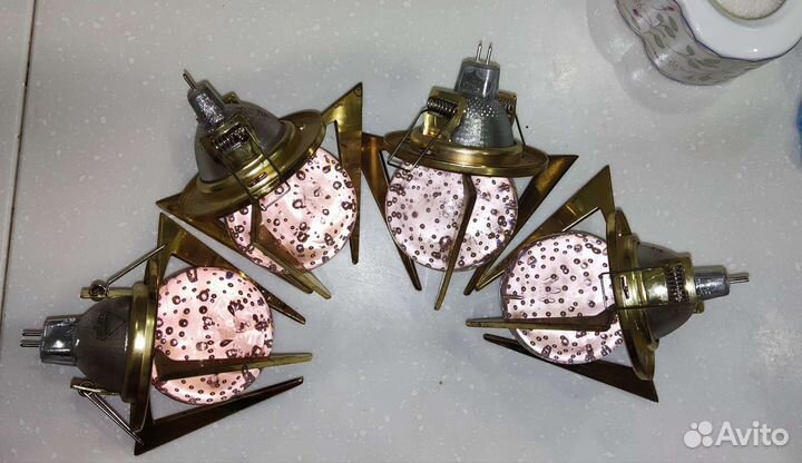 Точечные светильники для натяжных потолков